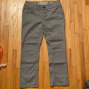 Grey Capri jeans